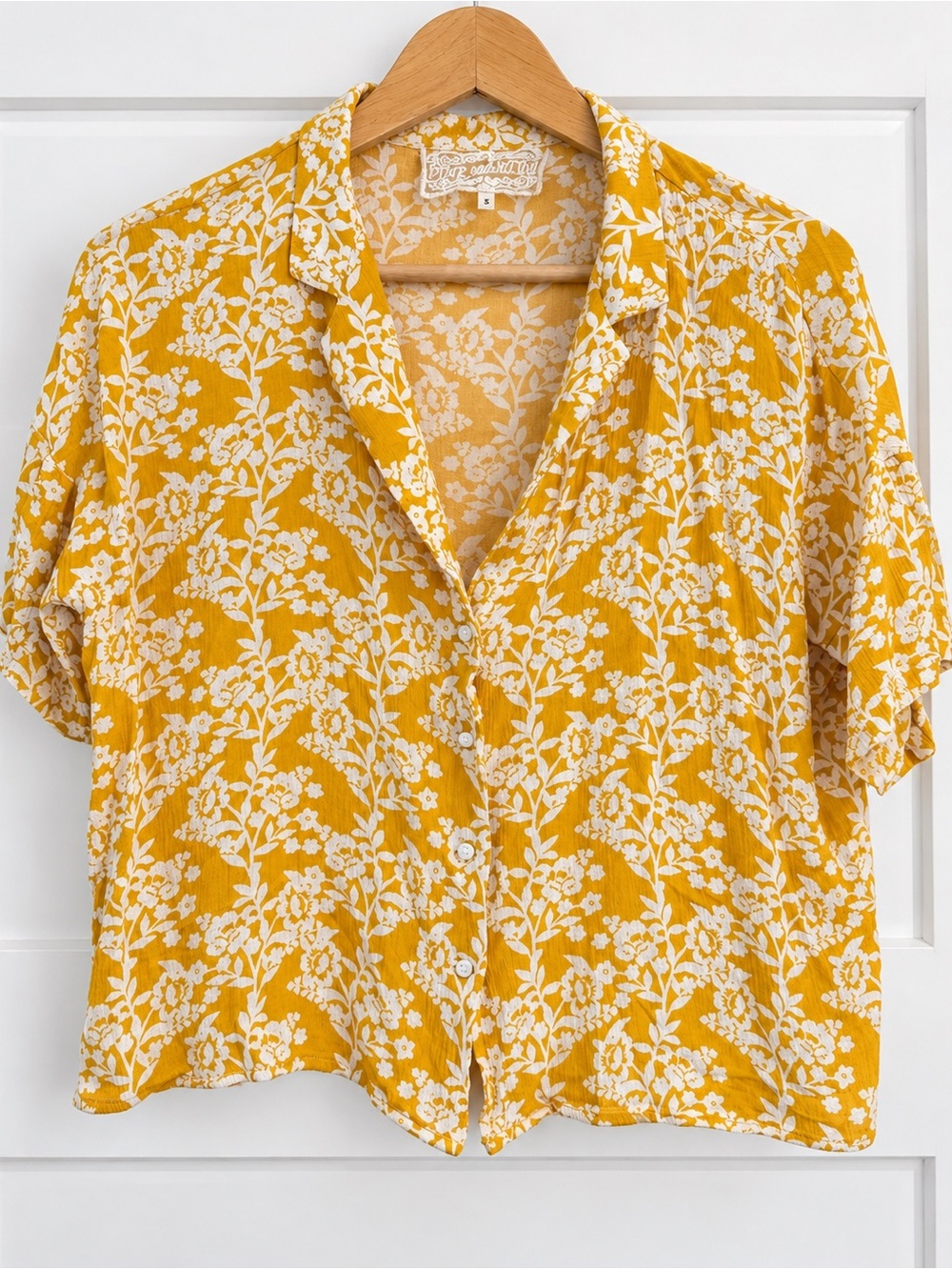 Pink Martini Yellow and White Floral Button-Front Cropped Shirt